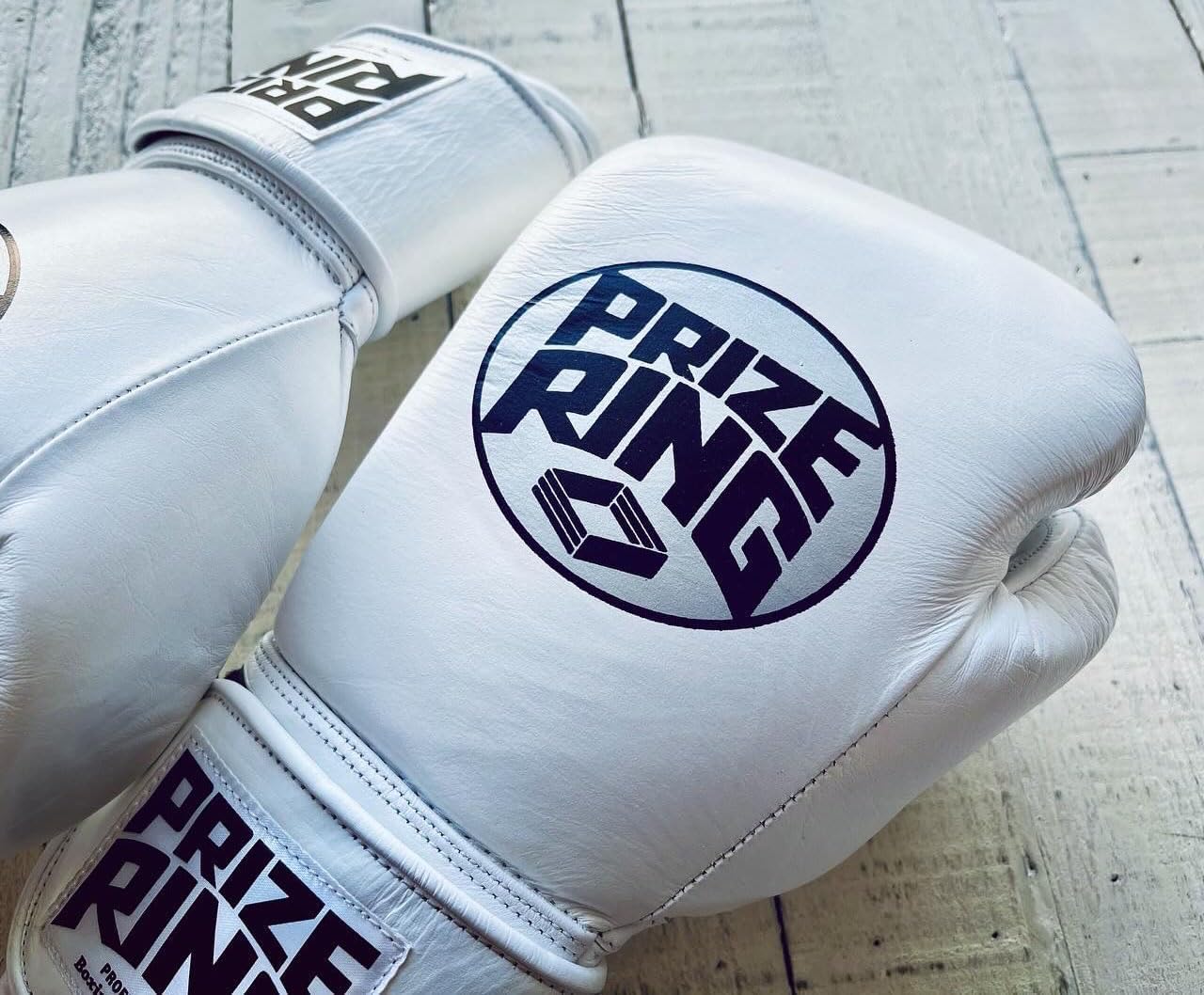 PRIZE RING／プライズリングボクシンググローブ “Professional SS” 白