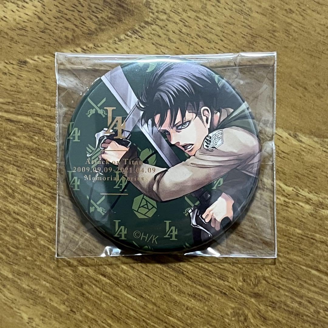 進撃の巨人 キャラウムカフェ リヴァイ兵長 缶バッジ10点 進撃の巨人