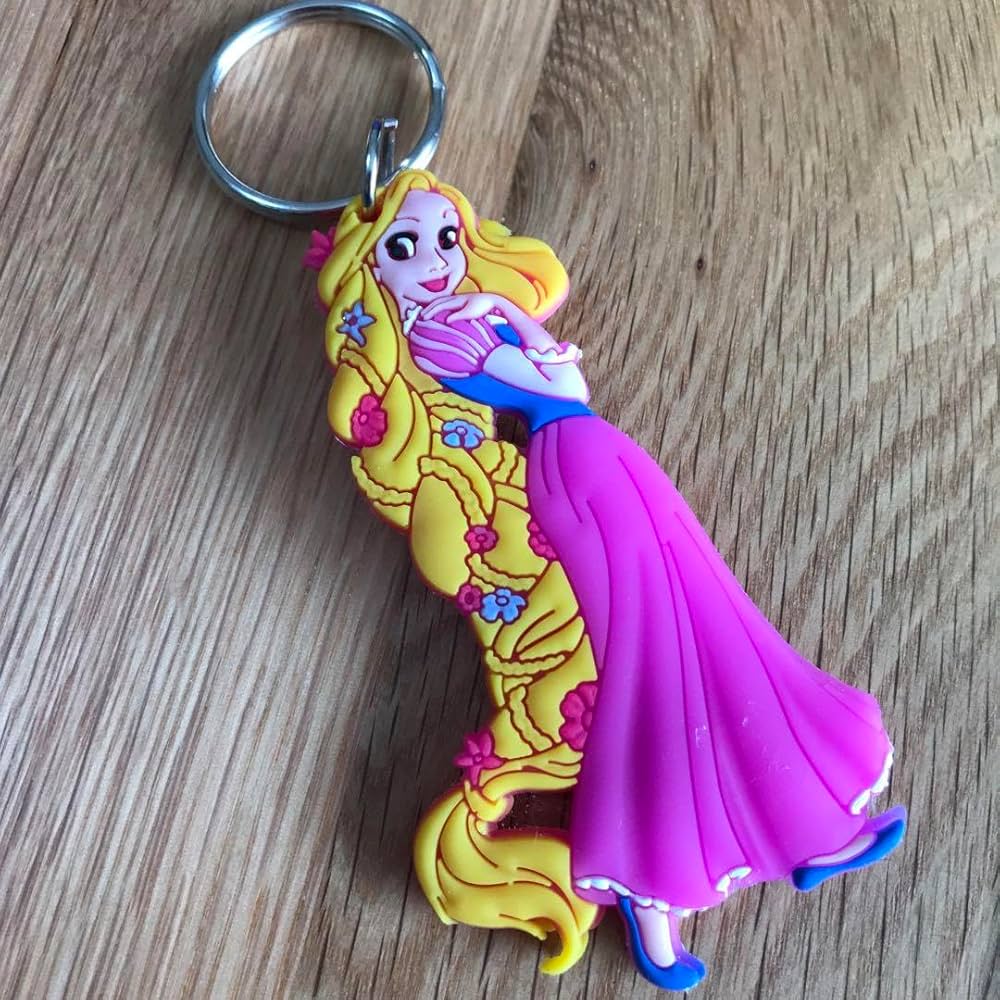 Amazon.co.jp: ラプンツェル プリンセス キーホルダー グッズ