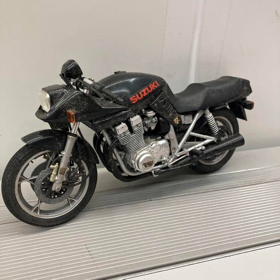 Amazon | タミヤ スズキ GSX1100X カタナ プラモデル 完成 ジャンク