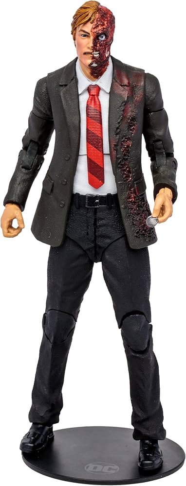 Amazon.com: McFarlane Toys DC Multiverse Two-Face (The Dark Knight
