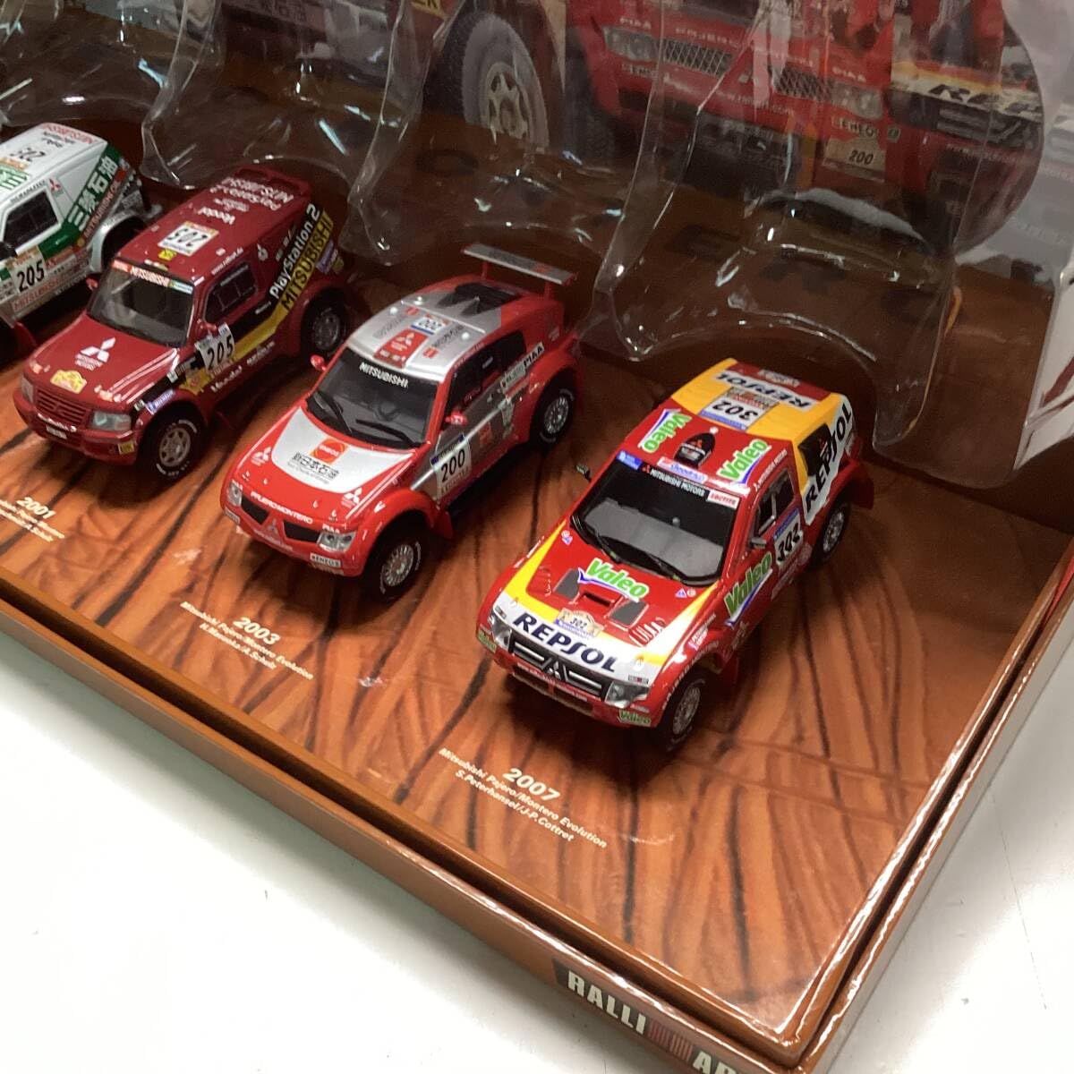 パジェロ2004ダカールラリー ジオラマ② パジェロ2004ダカールラリー