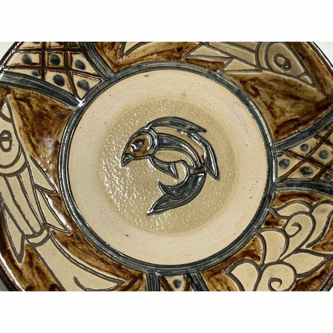 金城敏昭 魚紋 丸皿 壺屋焼 Amazon.co.jp: 作家物 陶芸家 金城