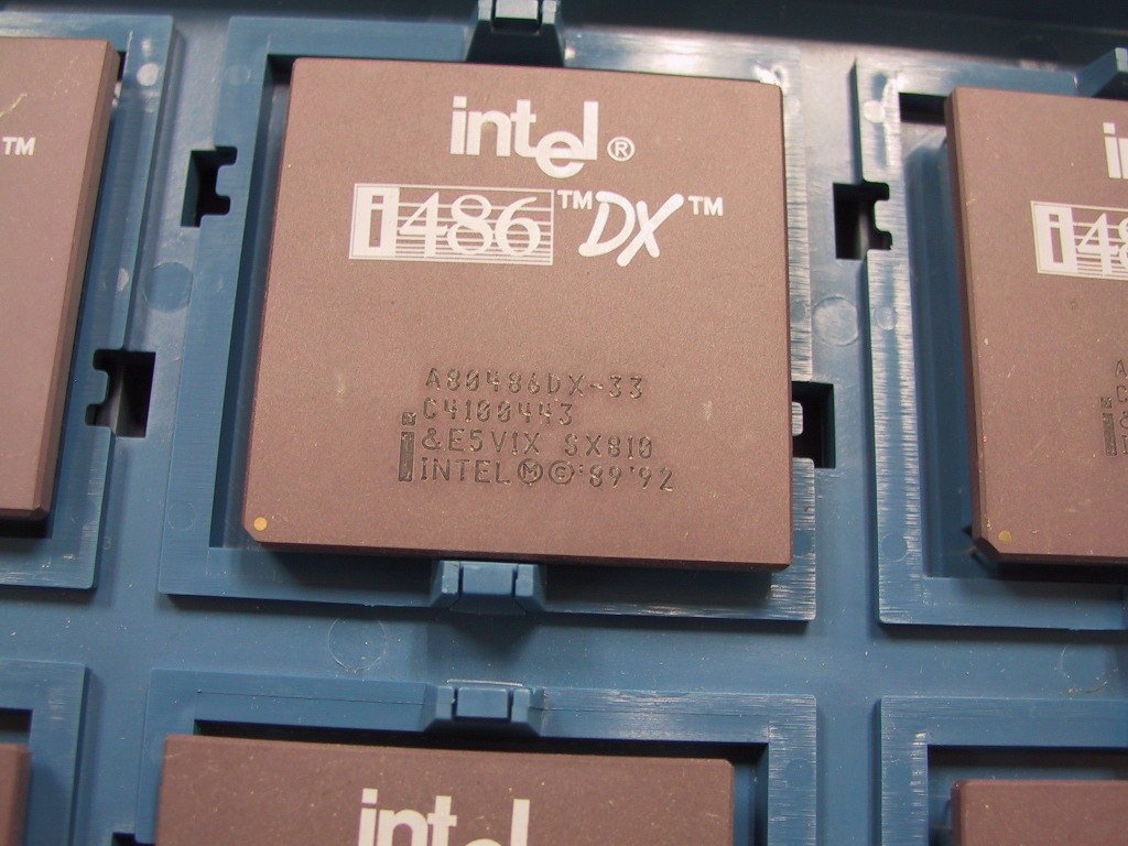 Amazon.com: Intel CPU Processor (Gold) i486 DX A80486DX-33 SX810