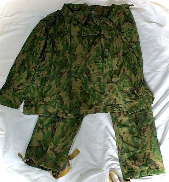 ロシア軍実物VSR-93迷彩服上下セット