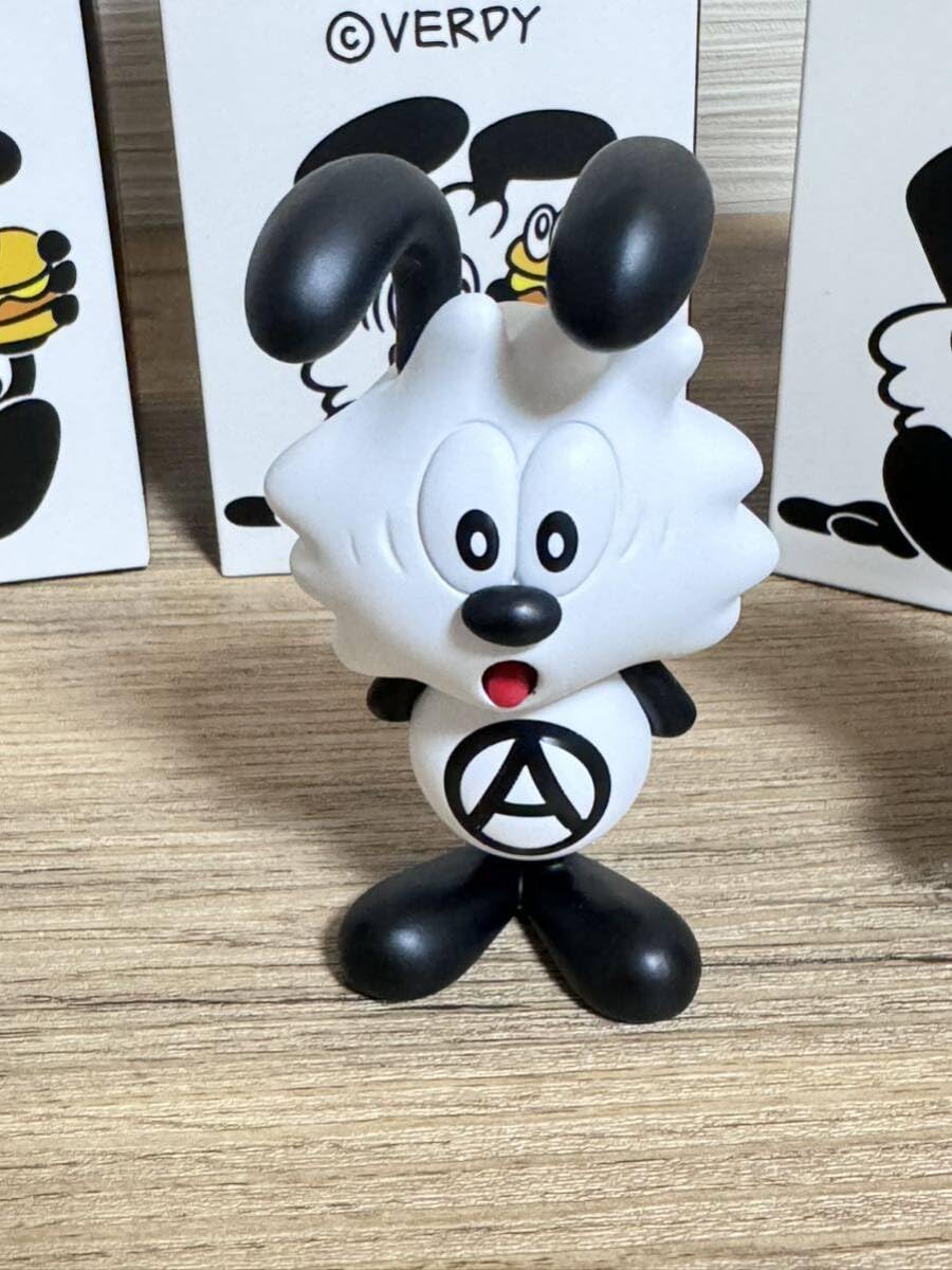 VICK FIGURE 新品 VERDY vick figure フィギュア Verdy Paper Mache