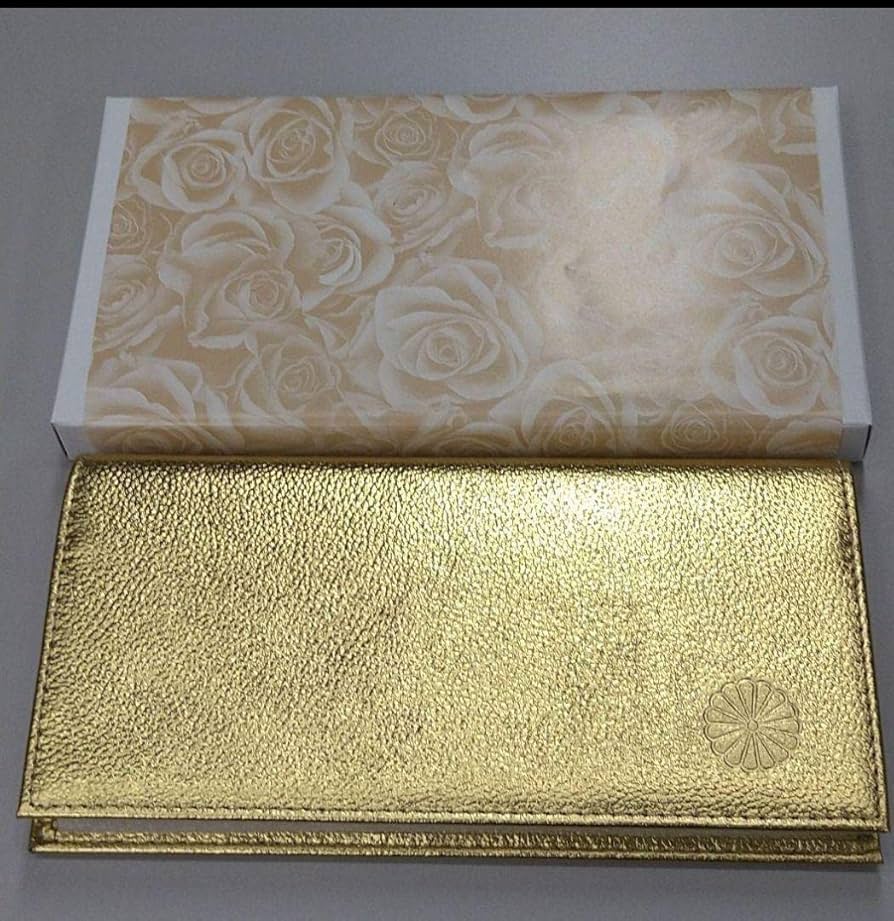 Amazon.co.jp: 皇室グッズ 宮内庁 菊の御紋の長財布 皇居限定品 本