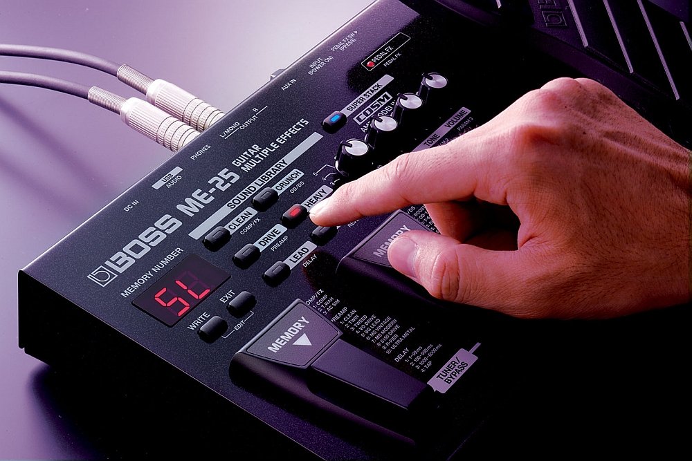 BOSS ME-25 ギターエフェクター ACアダプター付 BOSS ME-25 ギター