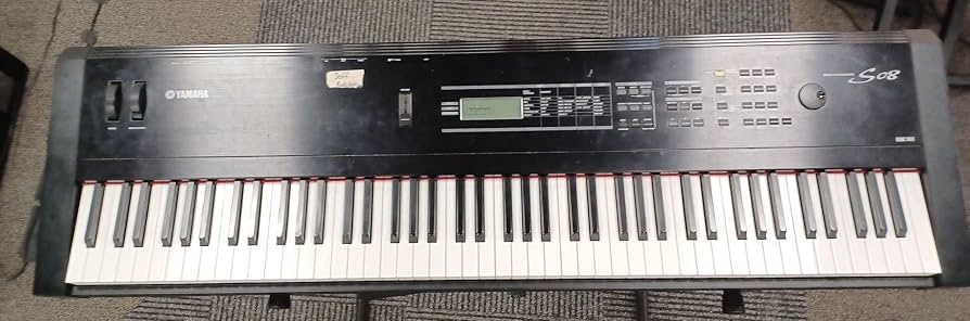 ヤマハ YAMAHA S08 シンセサイザー 88鍵盤 取説、ガイドROM付き Amazon
