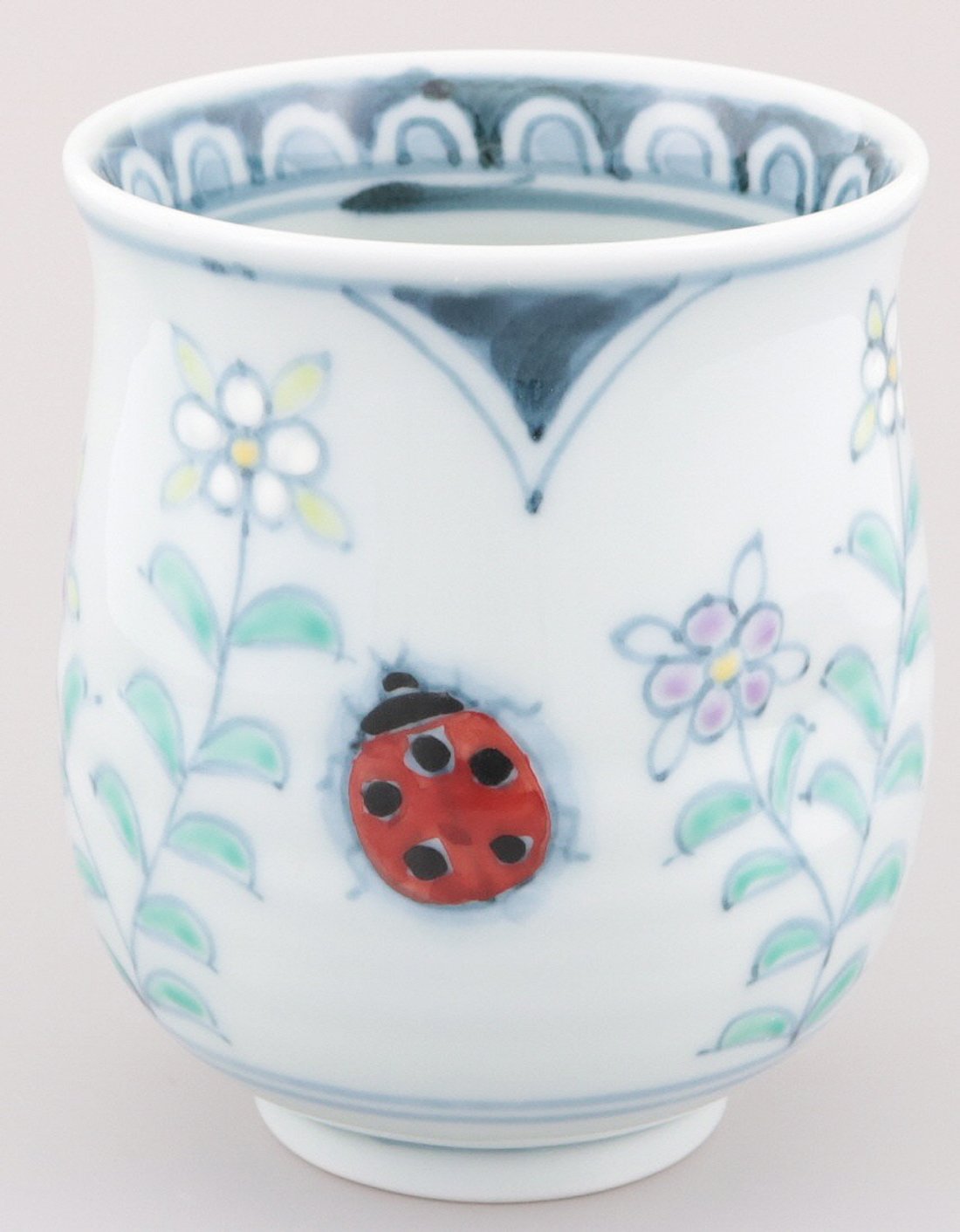 とても古い深川製の陶磁器、2羽の小鳥とてんとう虫 とても古い深川製の