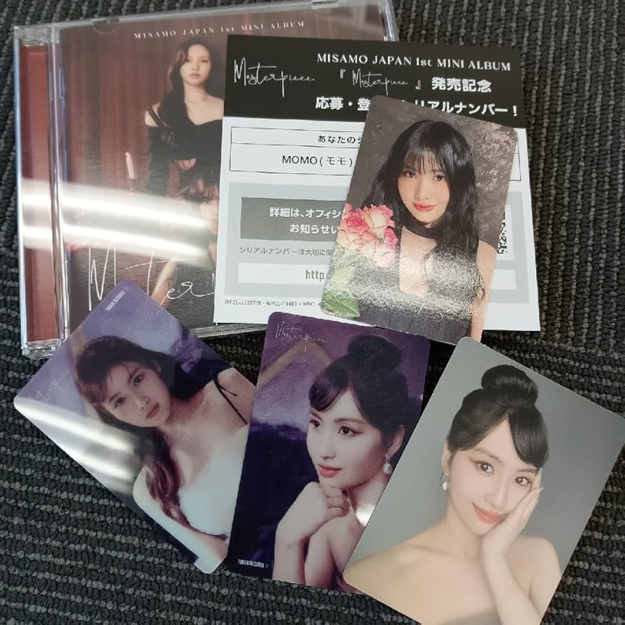 twice モモ ハイタッチ トレカ TWICE モモ ハイタッチ トレカ Fanfare