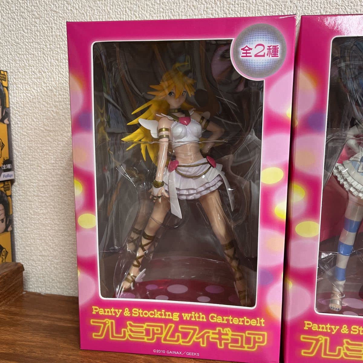 パンティ&ストッキングwithガーターベルト プレミアムフィギュア 2種
