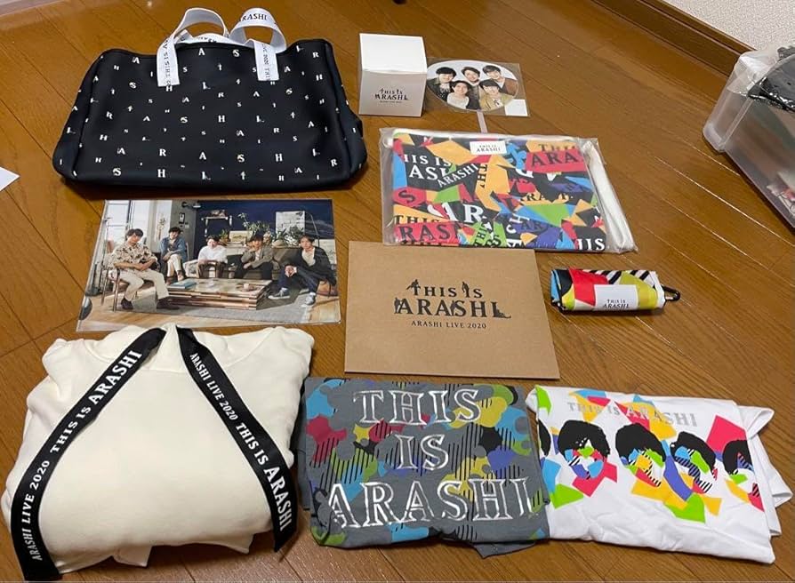 嵐グッズ① 嵐 ライブグッズ 「This is ARASHI」セット Amazon.co.jp