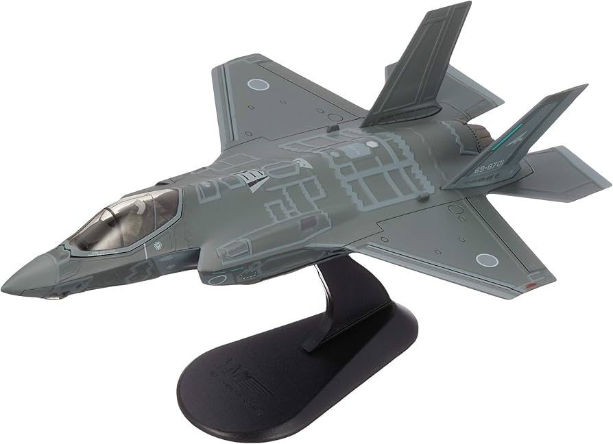 節約 【】ミニカー 1/72 航空自衛隊 F-35A 第302飛行隊 69-8701