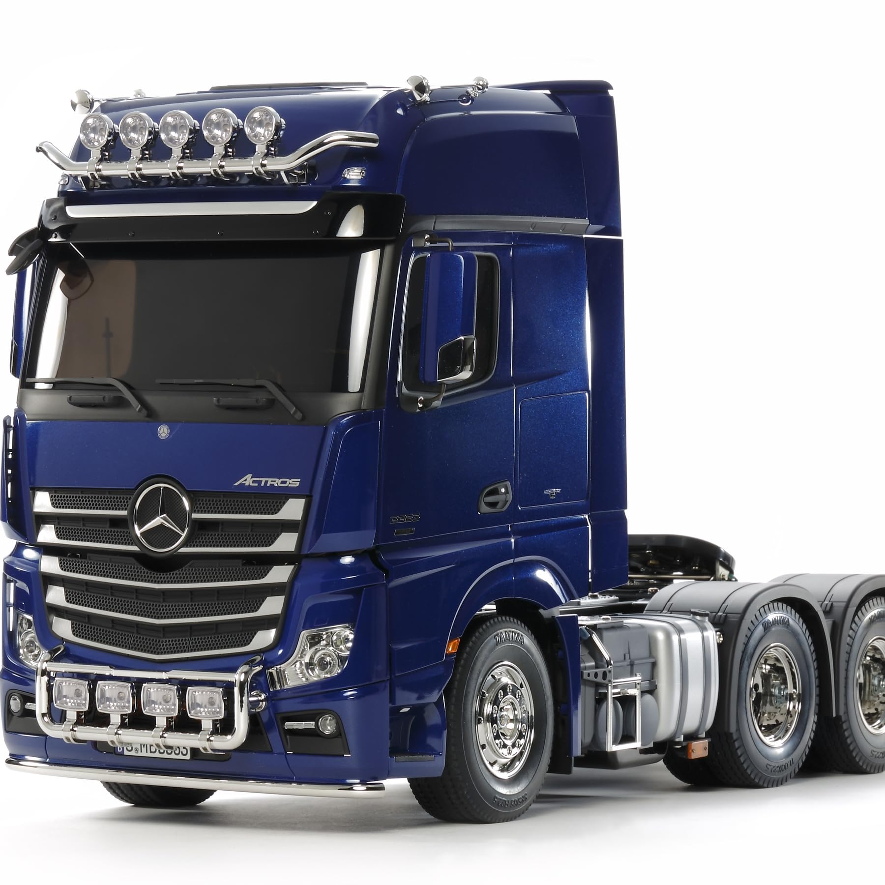 Amazon.com: TAMIYA 56354 1: 14 RC MB Actros 3363 for, Pearl Blue