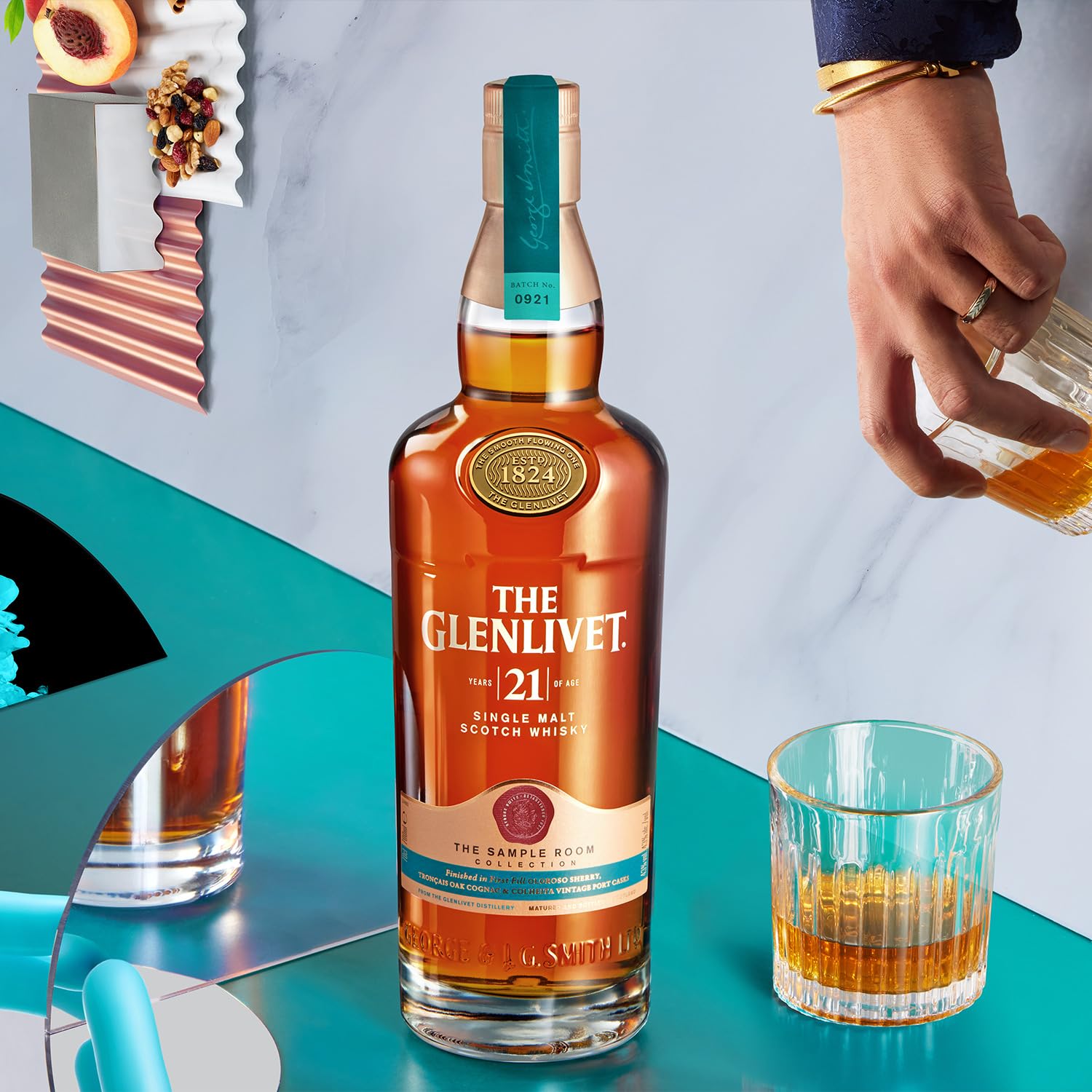 Amazon.co.jp: ザ・グレンリベット アーカイブ21年 シングルモルト