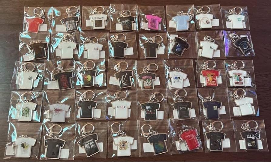 UVERworld Tシャツ型 キーホルダー 39/40種セット UVERworld Tシャツ型