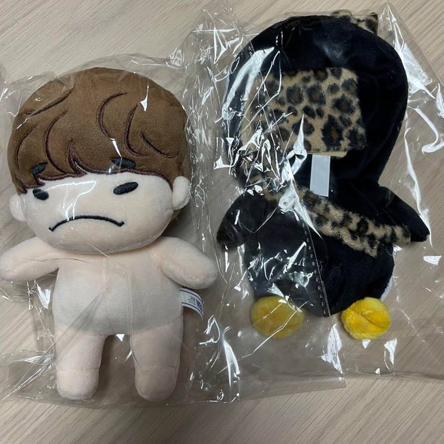 ラスト1点☆2PM ジュノ JUNHO イップニ 20㎝ドール