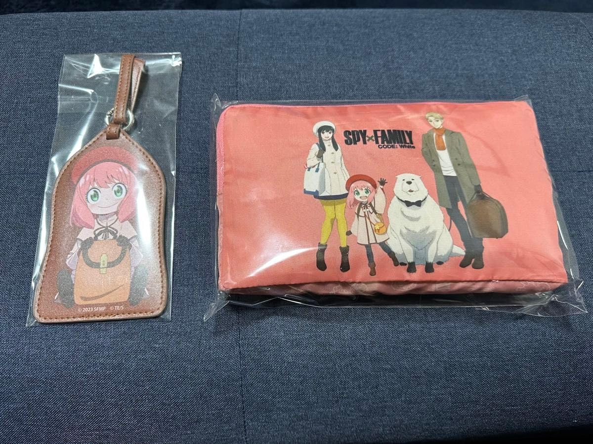 ローソン スパイファミリー コラボ オリジナルキャリーケース アーニャ