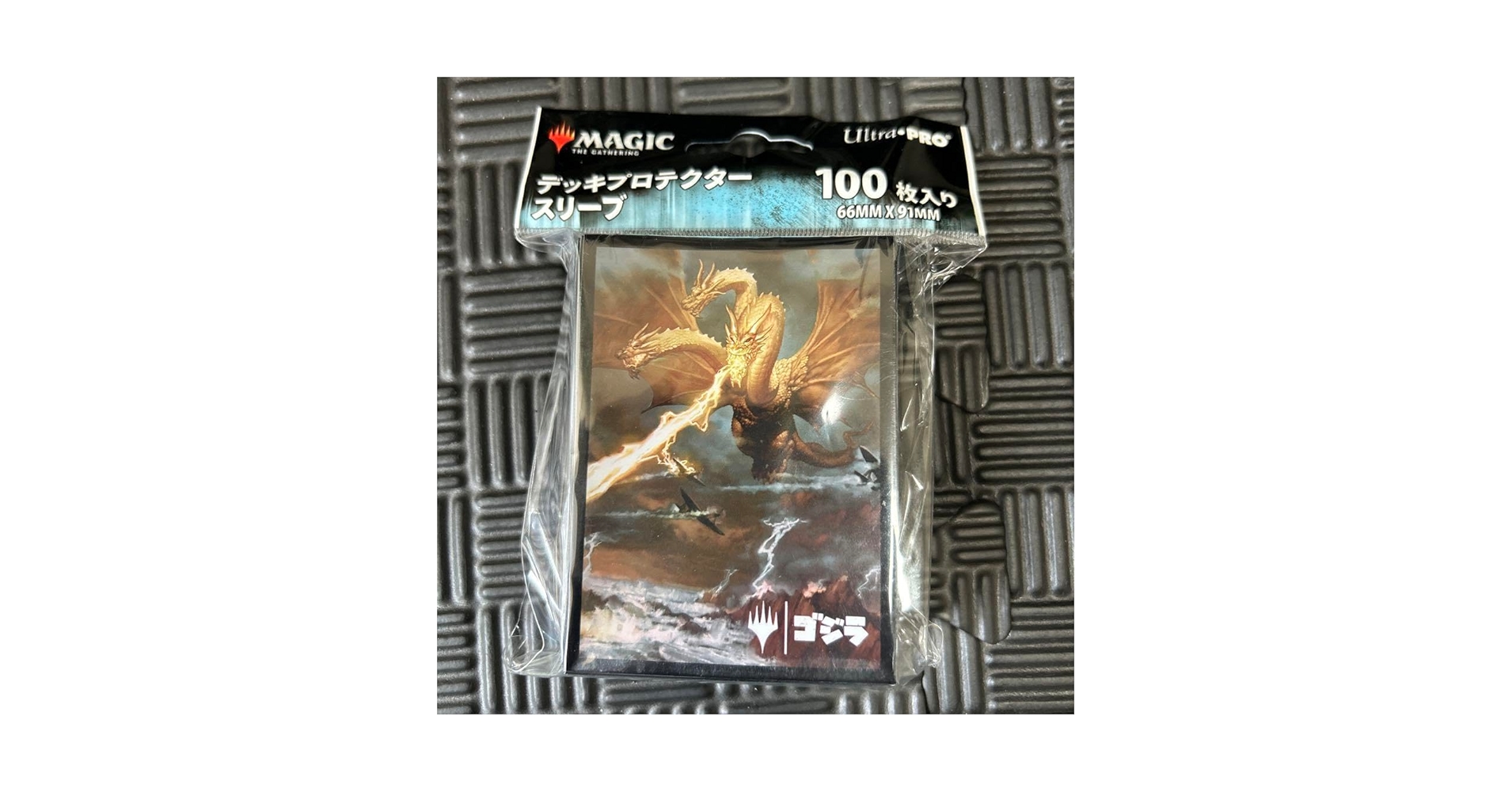 バトスピ キングギドラデッキ IKORIAスリーブ バトスピ キングギドラ