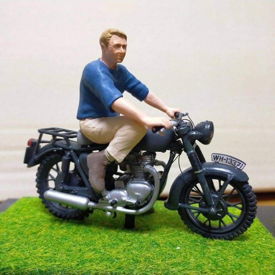 映画「大脱走」 スティーブ・マックイーンとバイク 1/6