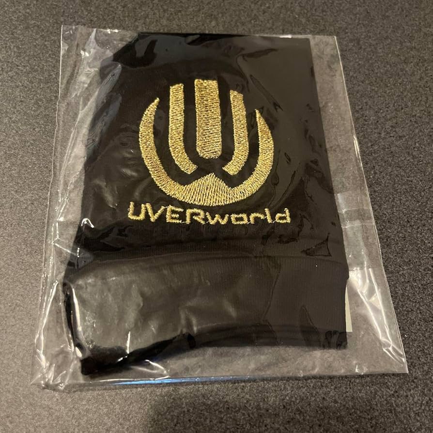 中古品】UVERworld 初代復刻ゴールドグローブ、シルバーグローブ 他