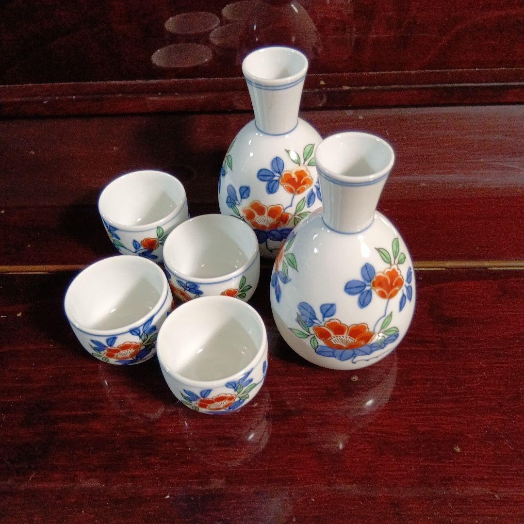 0524 有田焼 鶴松窯 酒器揃 徳利×2、お猪口×5 化粧箱付き 0524 有田焼