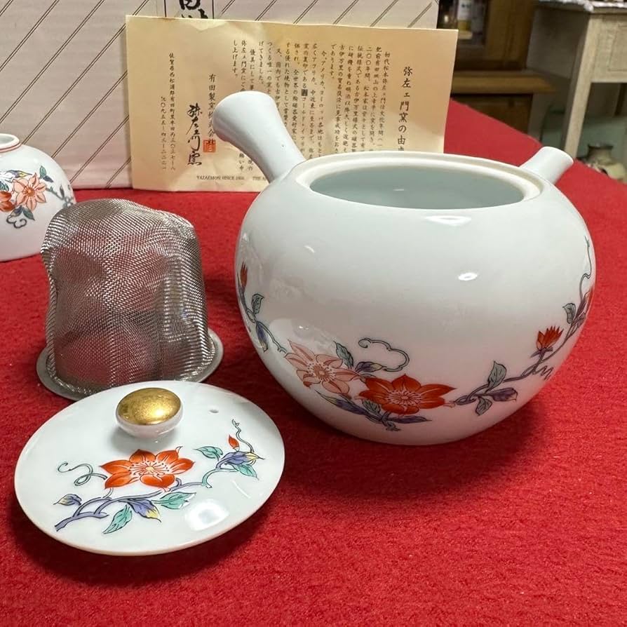 2399 有田焼弥左衛門茶器セット急須1客湯呑蓋付4客金彩