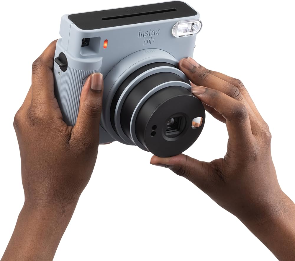 Amazon | Instax Square SQ1インスタントカメラ グレイシャーブルー