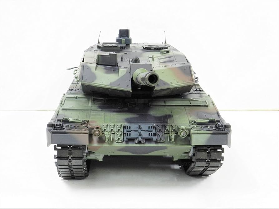 技術基準適合証明済 ヘンロン 1/16 レオパルト2 A6 3889-1 Amazon.co