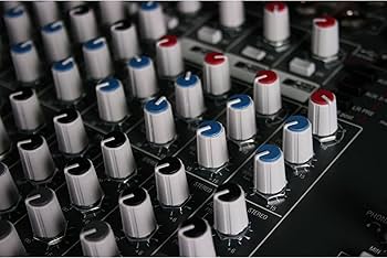 Amazon.com: Allen & Heath ZED-18 - 18-Channel Touring Quality