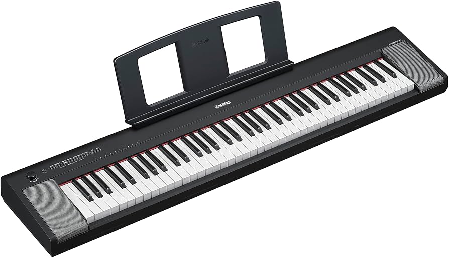 Amazon.com: Yamaha Piaggero 76-Key Ultra-Portable Digital Piano