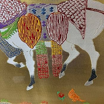 Amazon.co.jp: 龍村平蔵作 干支の錦 天竺白馬文 壁掛 共箱 龍村美術