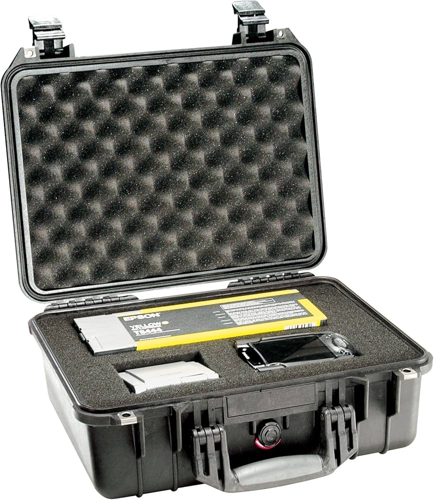 Amazon.com: Pelican 1450 Case With Foam (Orange) : Sports & Outdoors