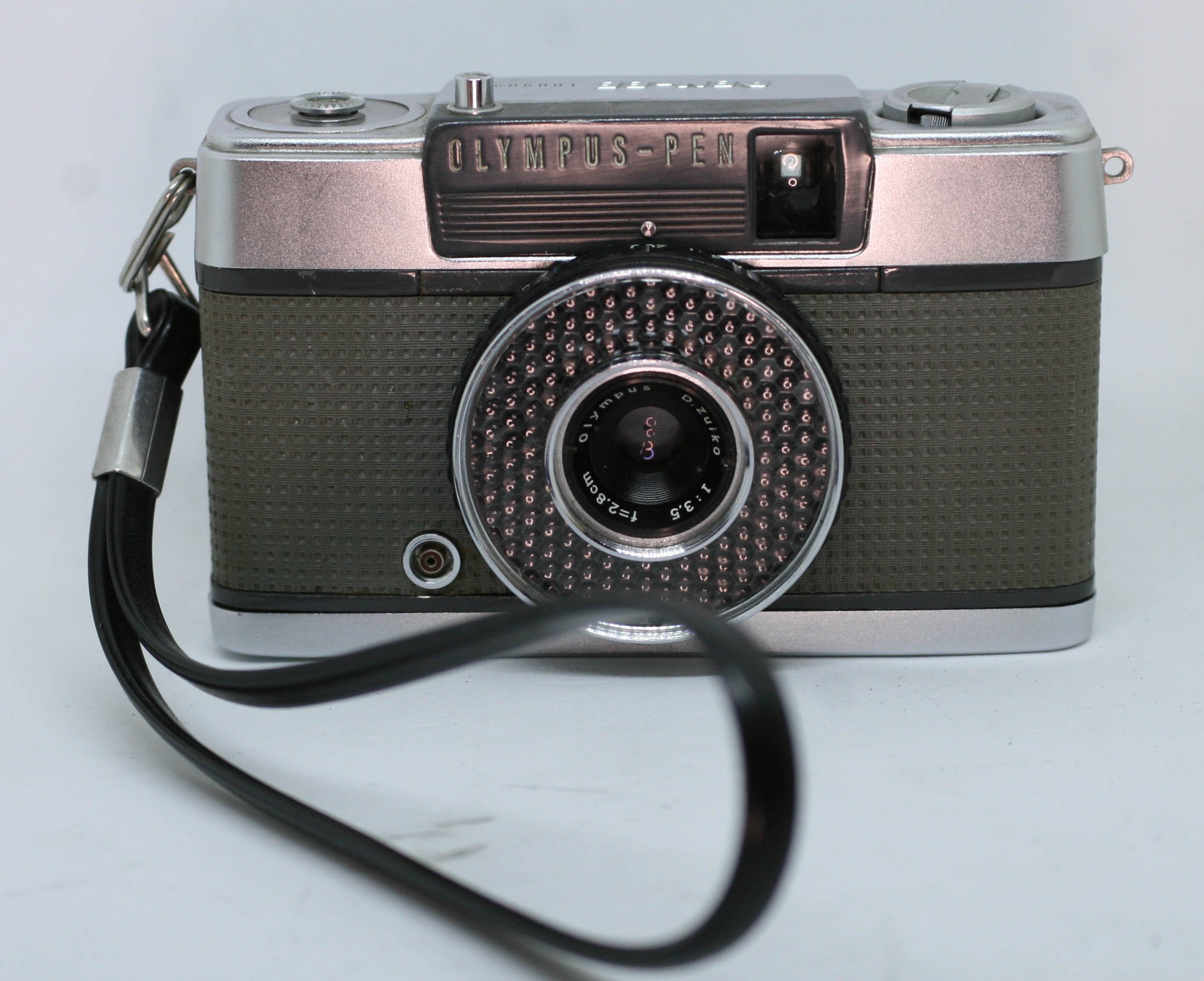 完動極上品♢オリンパスOlYMPUS PEN EE-3♢赤ベロOK整備済
