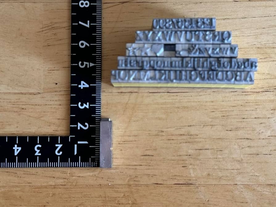 Amazon.co.jp: 活字セット 3号（約4.5mm角） 70個セット 英数字 記号