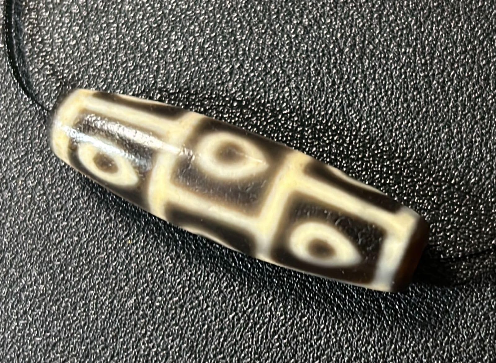 ☆G3004☆ 魔方陣九眼 天珠DZIジービーズ腐食瑪瑙