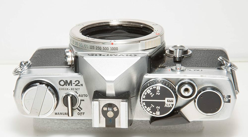 Amazon.co.jp: Olympus OM-2N Silver : Electronics