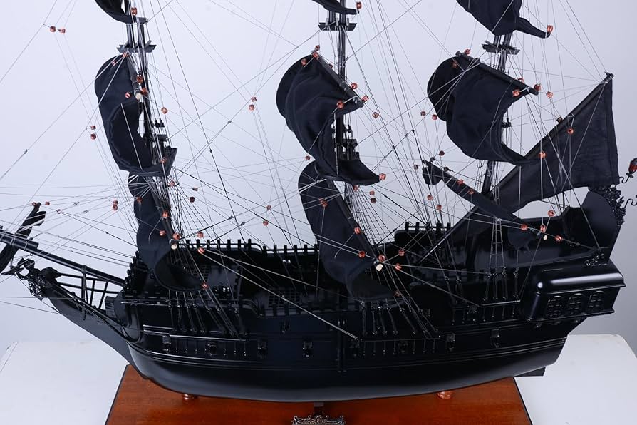 Amazon.co.jp: 帆船模型 完成品 木製 カリビアンパイレーツ ブラック