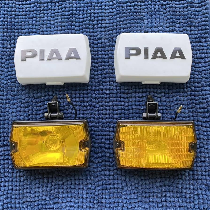 PIAA フォグランプ 角型 - メルカリ PIAA フォグランプ 角型