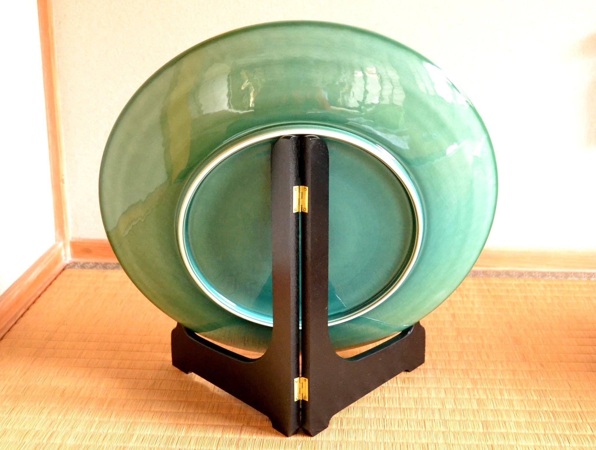 飾皿紅葉絵金箔推琥山窯