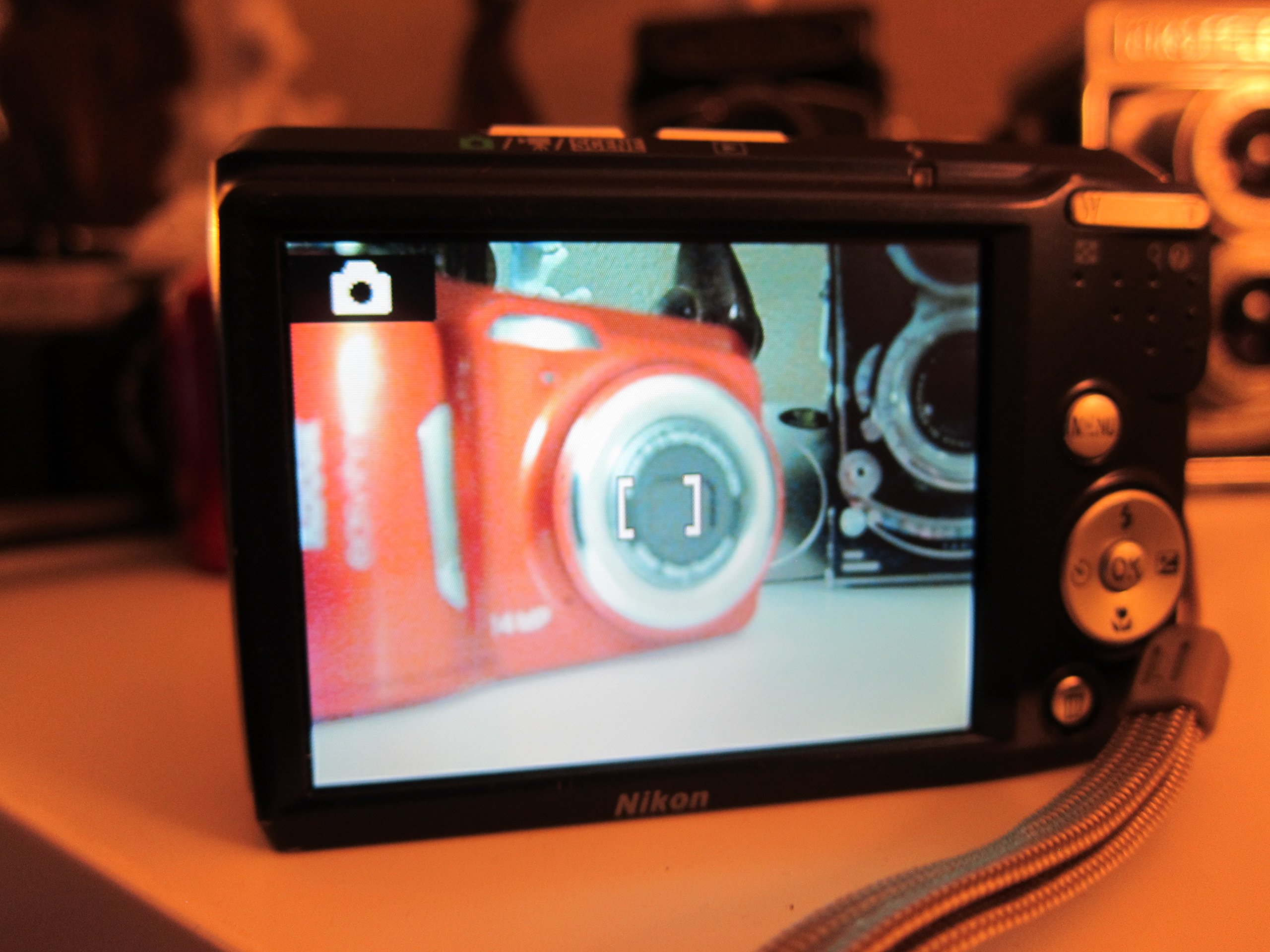 Amazon.com : Nikon Coolpix L18 8MP Digital Camera with 3x Optical