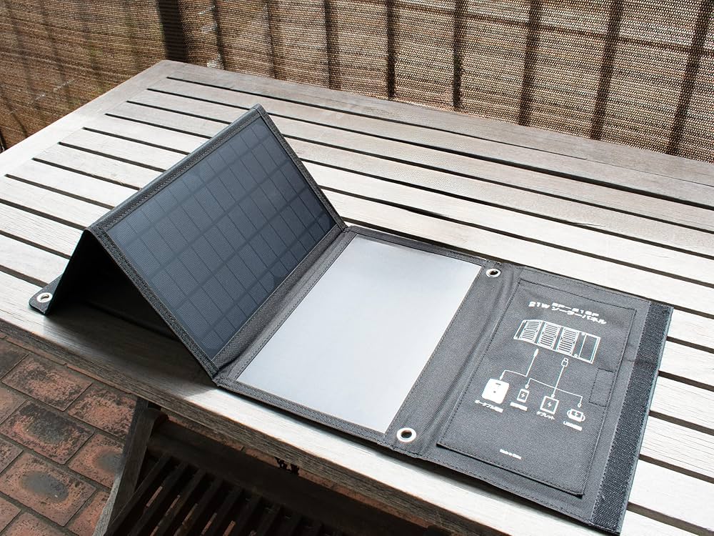 Amazon | クマザキエイム 折り畳みソーラーパネル 21W ポータブル電源