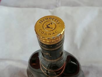 Amazon.co.jp: ヘネシーXO 40°700ml 古酒 金キャップ グリーンボトル