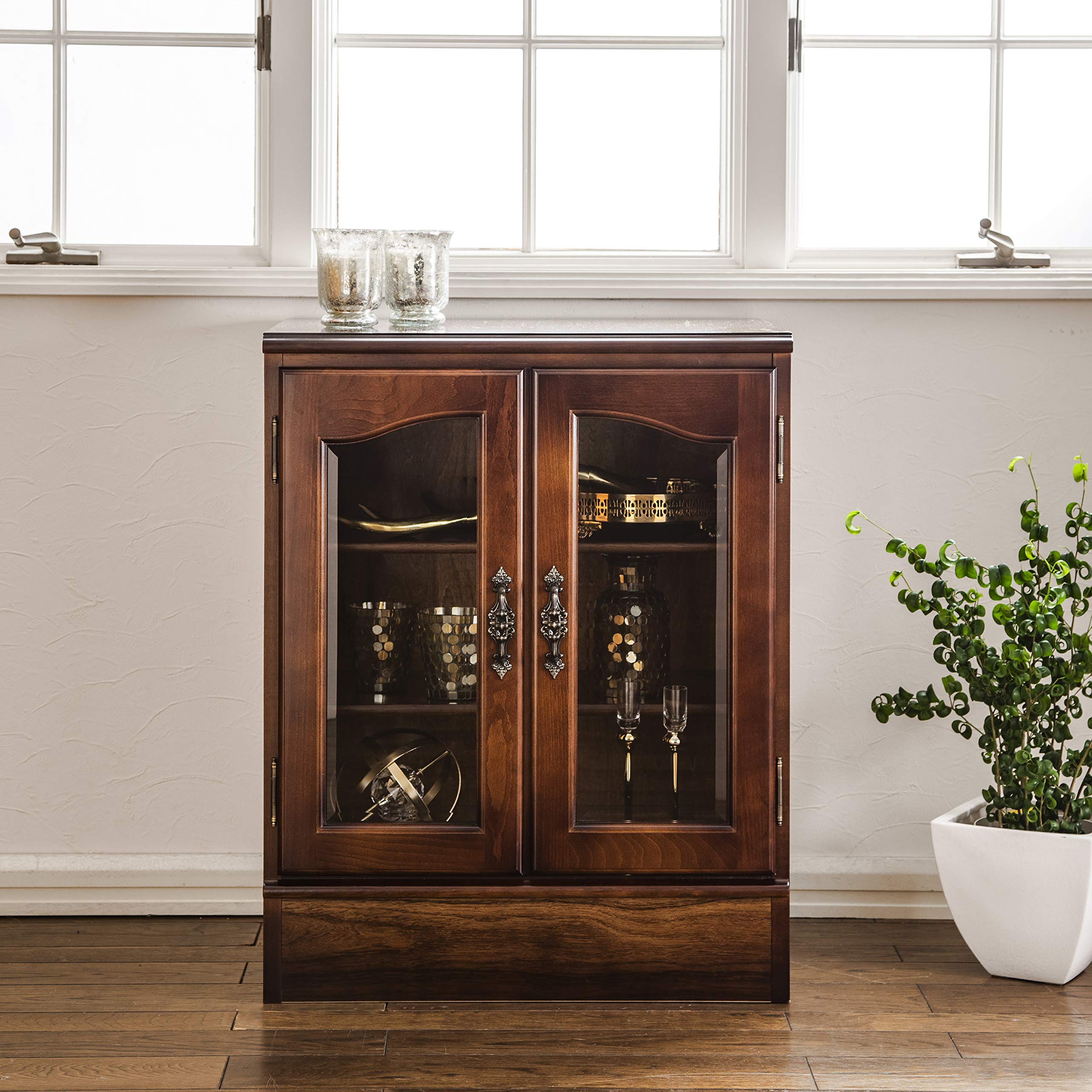 Amazon.co.jp: 【カリモク正規品】コロニアル ガラス扉キャビネット 棚