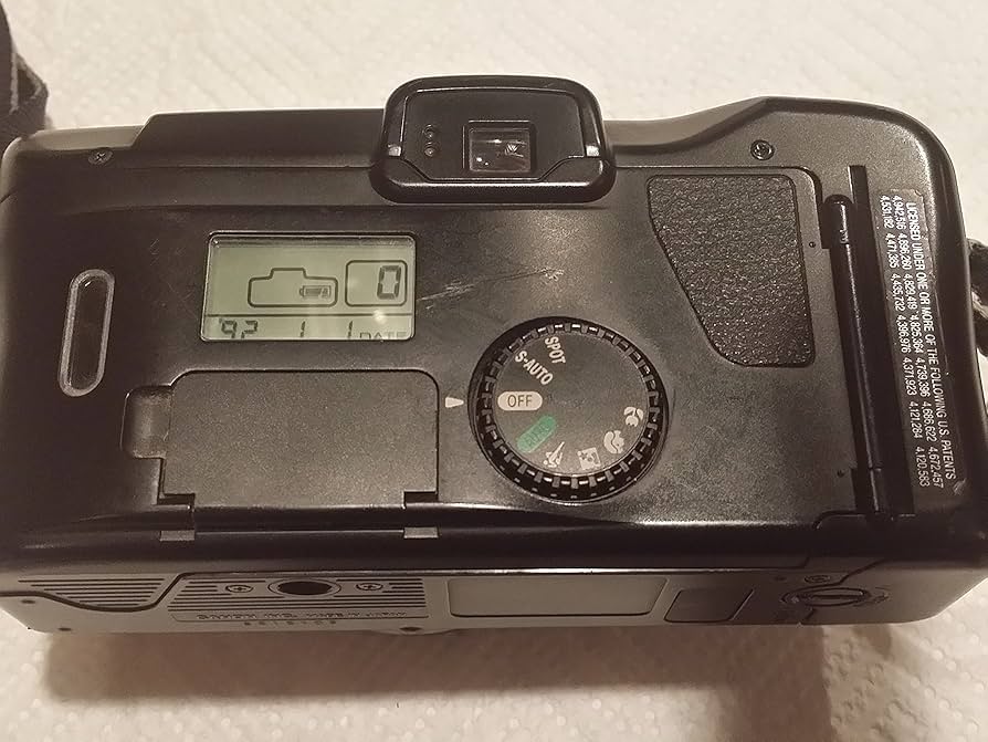 Amazon.com : Canon Sure Shot Z135 Zoom 35mm Camera : Point And