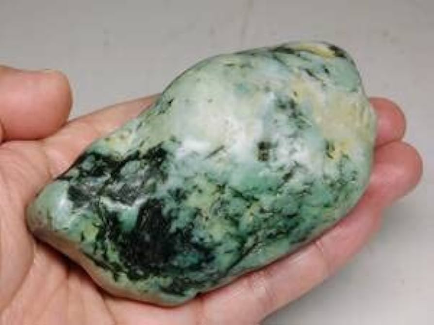 濃緑】 翡翠 原石 ヒスイ 誕生石 鑑賞石 自然石 天然石 鉱物 置物 翡翠原石