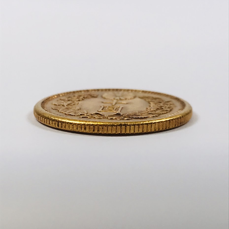 金・ダイヤの買取ならまねきや