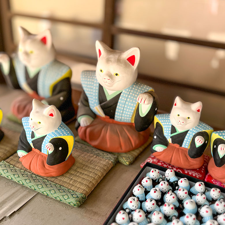 旅】初辰まいり／住吉大社（大阪） - 招き猫パワー｜郷土玩具・置物