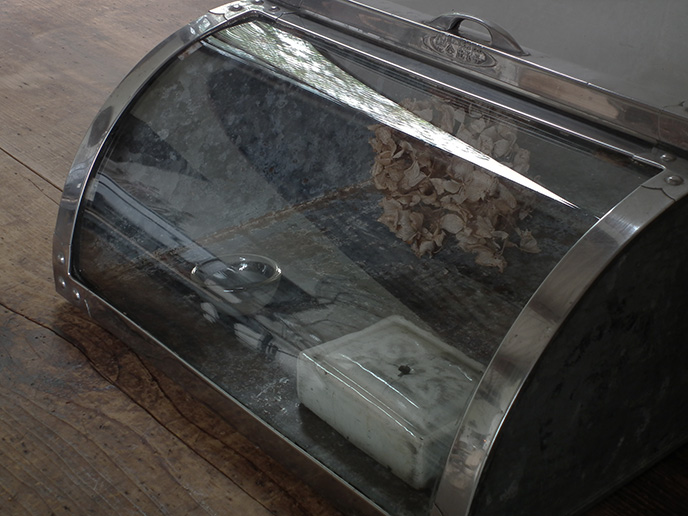 レトロ 駄菓子屋さんの駄菓子入れステンレススチール ガラスケース